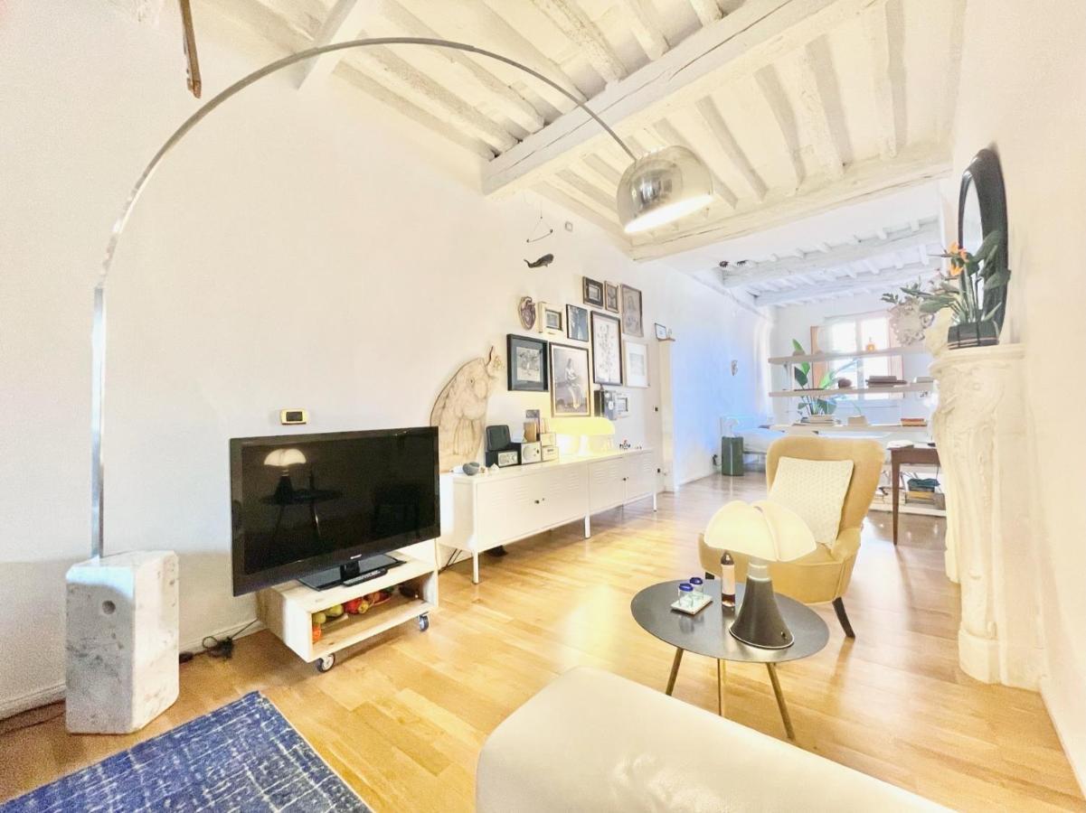 La Casa Del Pesce - Within The Historical Walls Of Lucca Exterior foto
