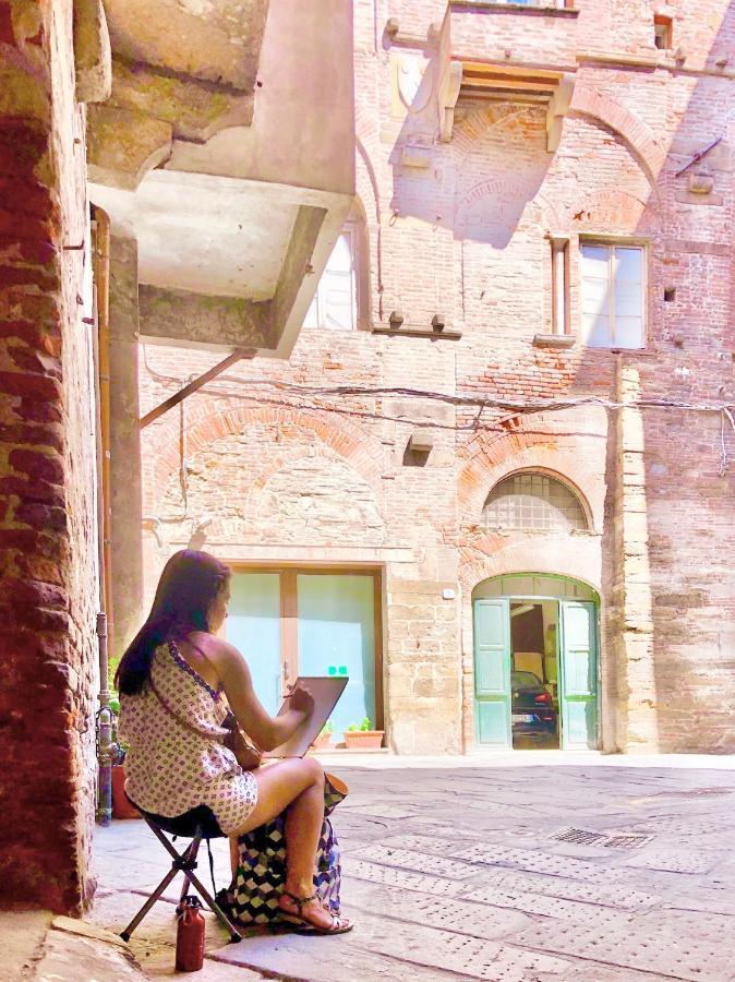 La Casa Del Pesce - Within The Historical Walls Of Lucca Exterior foto